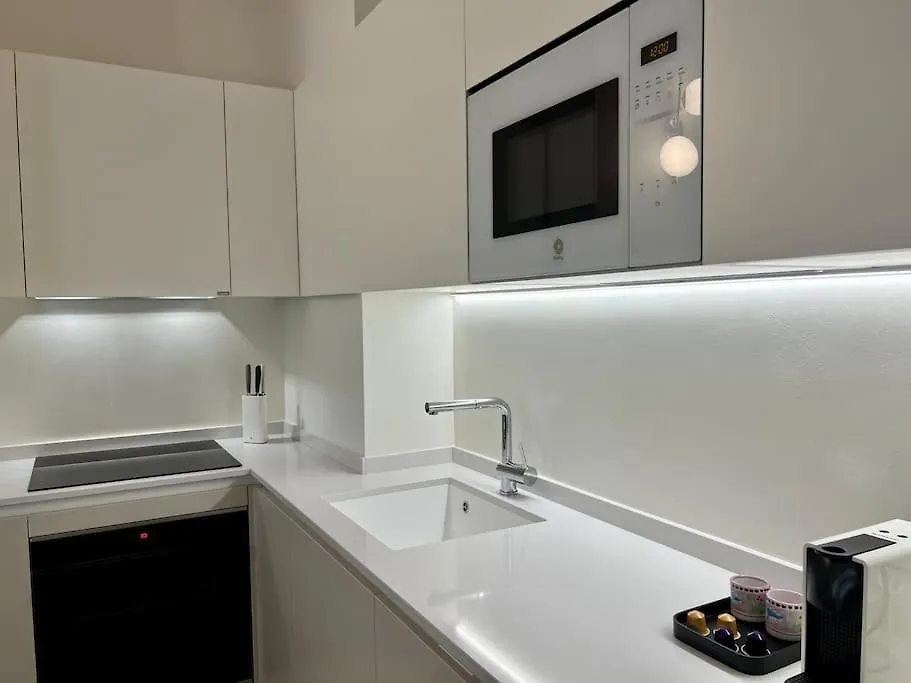 Alma Casa Milano In Center Apartment